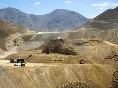 Earthworks of Darre Aloo lead extraction complex in Kerman city