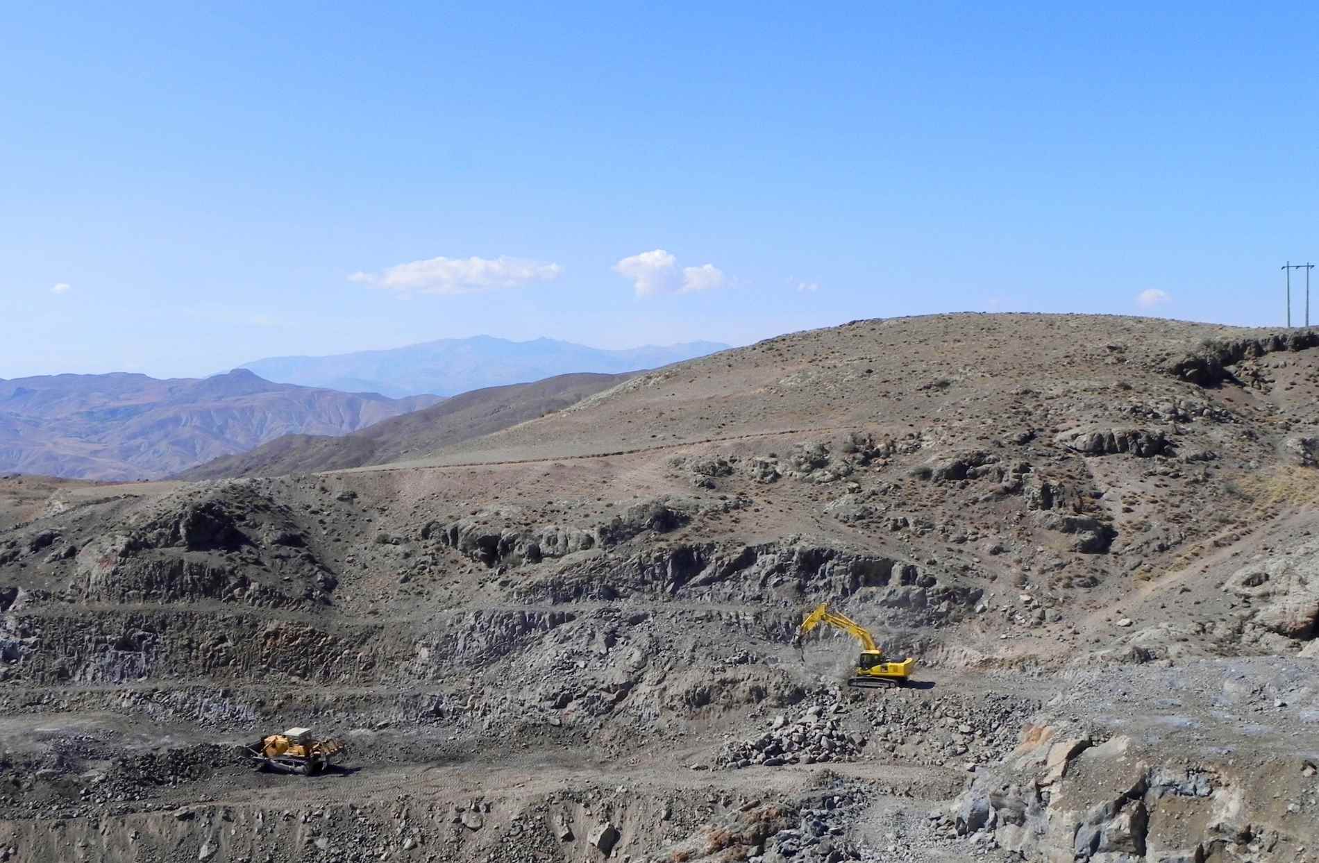 Construction of access road for water conveying system from Hajilarchai Dam to Songoon Lead complex