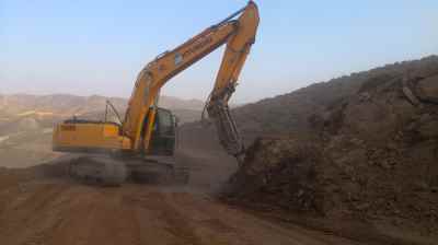 Earthworks of Darre Aloo lead extraction complex in Kerman city