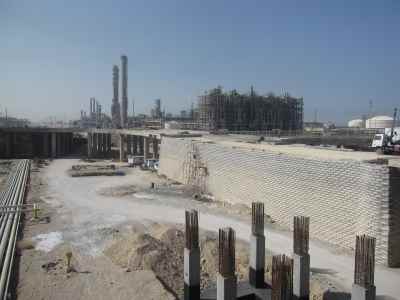 Civil operations and construction of concrete structures of Morvarid and Kavian petrochemical complexes in Asaluyeh city