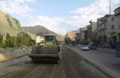 Purchasing & implementing the asphalt and infrastructure for the major & minor roads of the city and municipality frontage of Ushan- Fasham – Meigoon