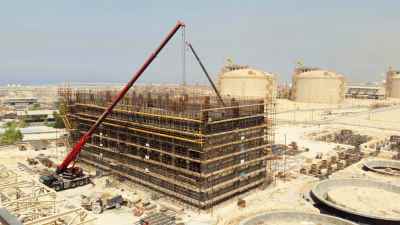 اجرای عملیات سیویل و سازه بتنی برج های خنک کننده سایت 3 پتروشیمی بوشهر