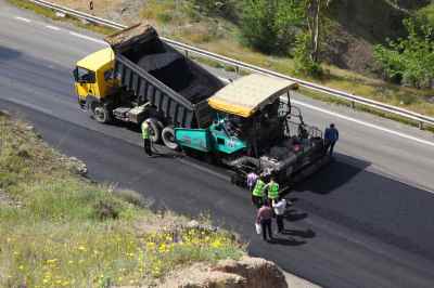 Warm mix Fiber Asphalt overlay in Karaj – Chalous road