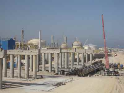 Civil operations and construction of concrete structures of Morvarid and Kavian petrochemical complexes in Asaluyeh city