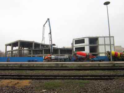 Construction & development of Zanjan railway station
