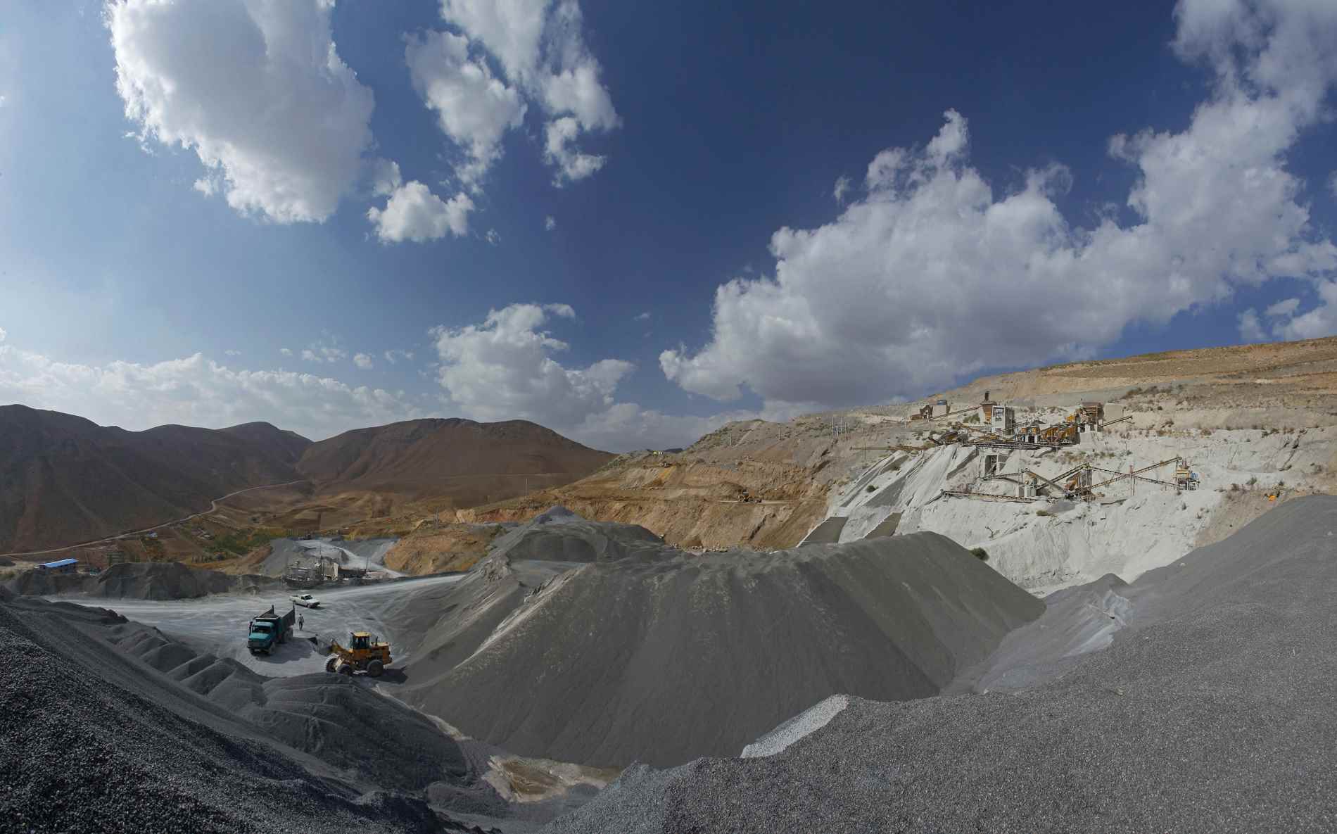 Asb Cheran Quarry  (East of Tehran - Damavand)