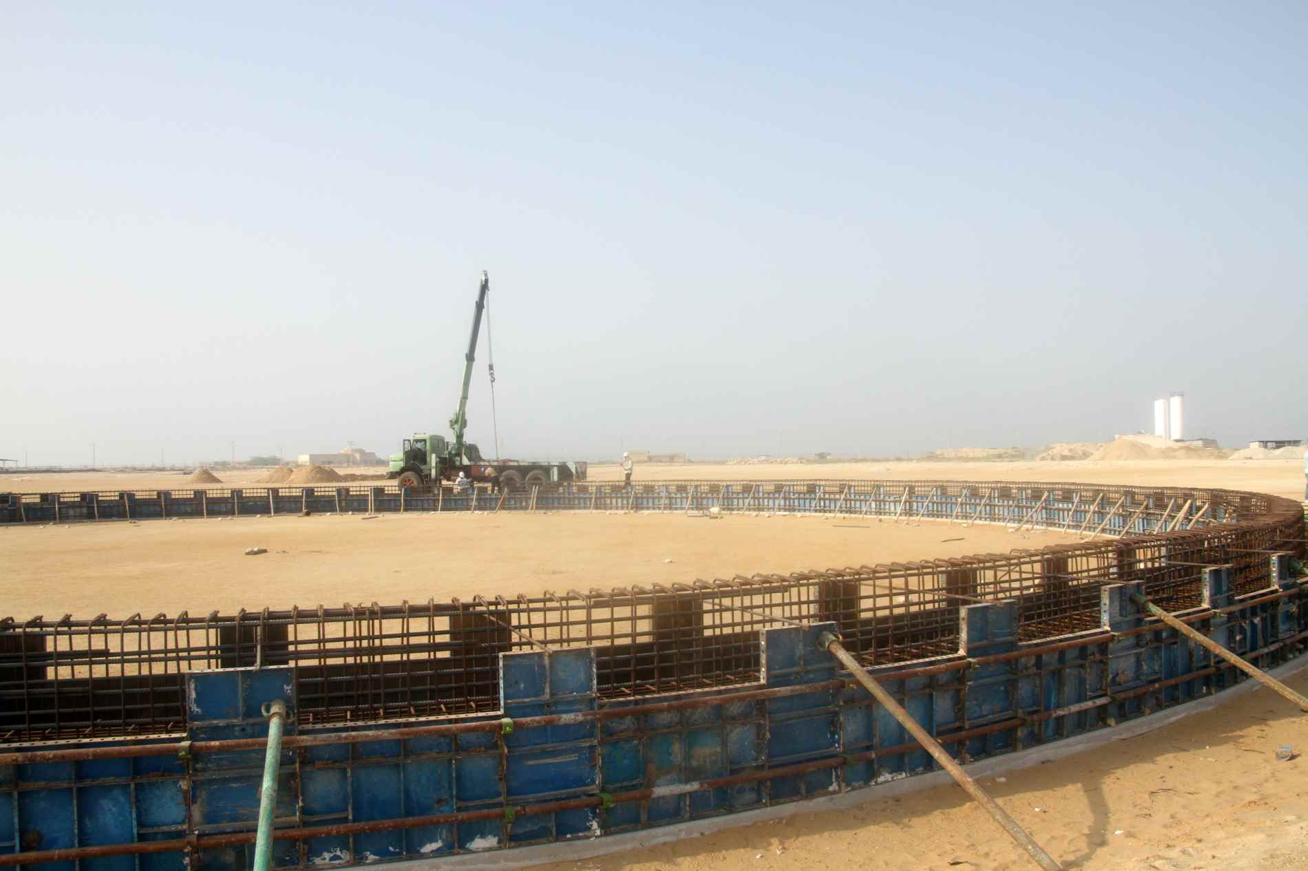 Production & implementation of Taam foundations in Asaluyeh city